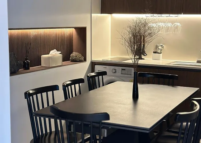 서울역 한옥숙소 7분거리 최대10인 아파트 *