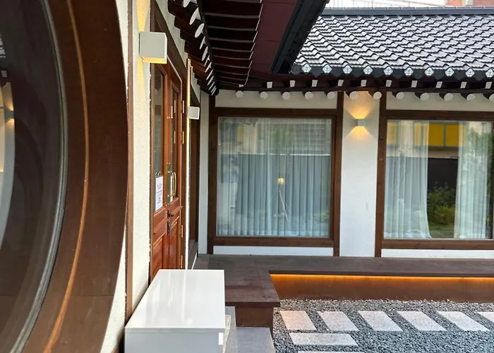 아파트 서울역 한옥숙소 7분거리 최대10인 서울특별시